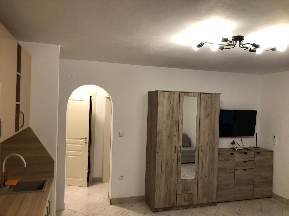 Apartmani Lime Petrovac Eksteriør bilde