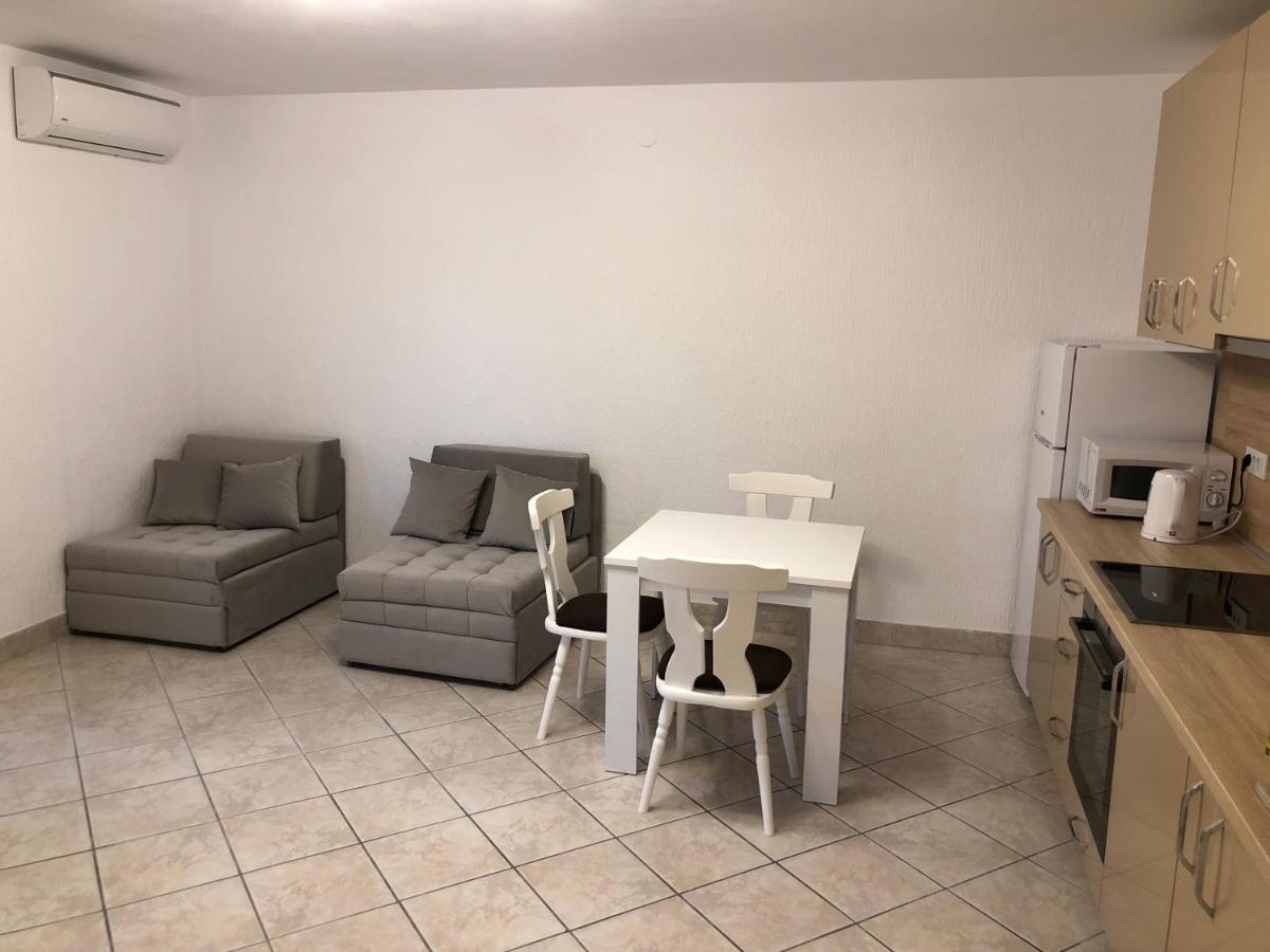 Apartmani Lime Petrovac Eksteriør bilde
