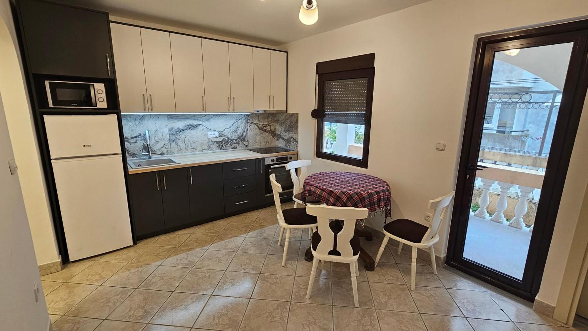 Apartmani Lime Petrovac Eksteriør bilde