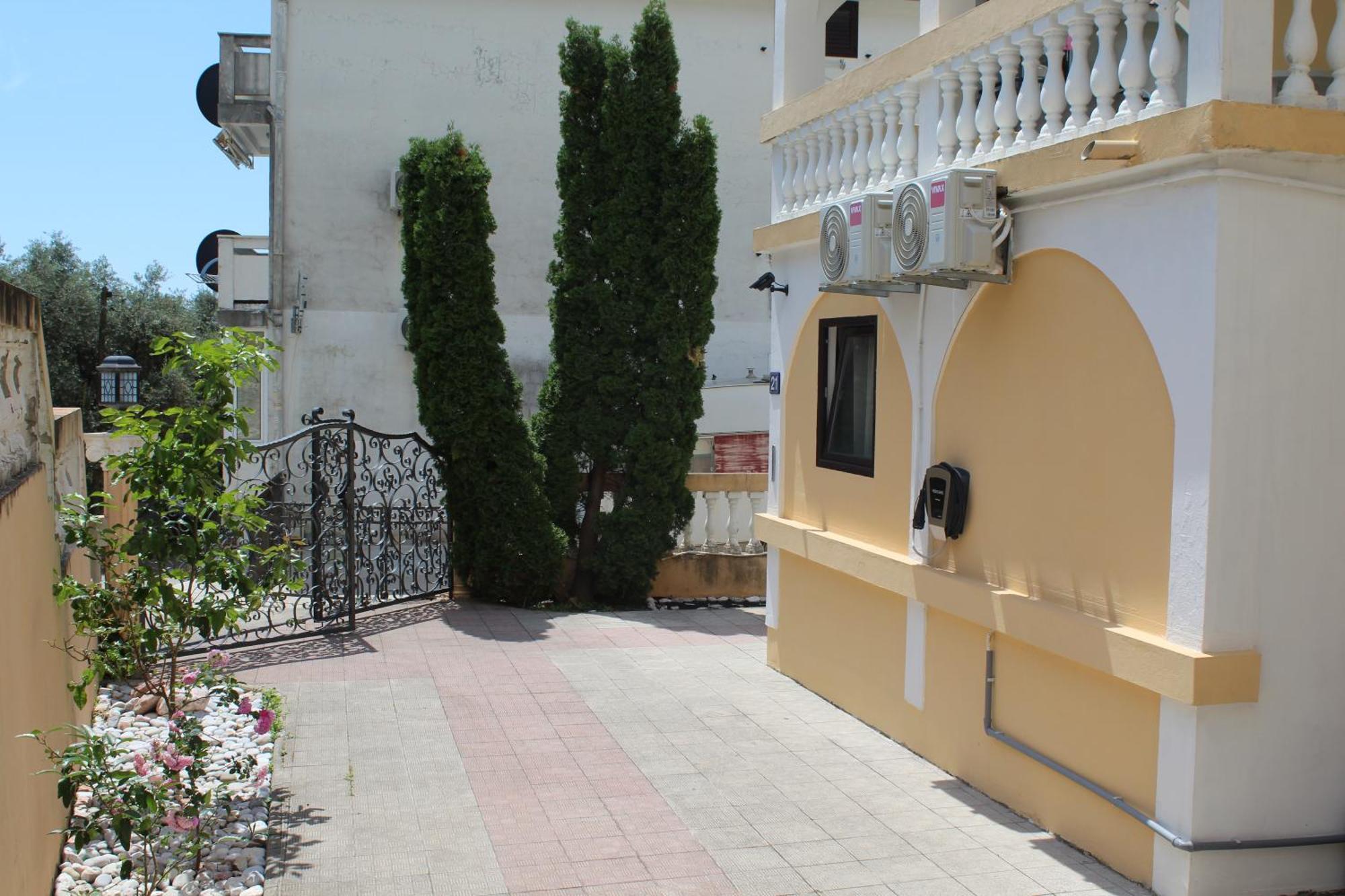 Apartmani Lime Petrovac Eksteriør bilde